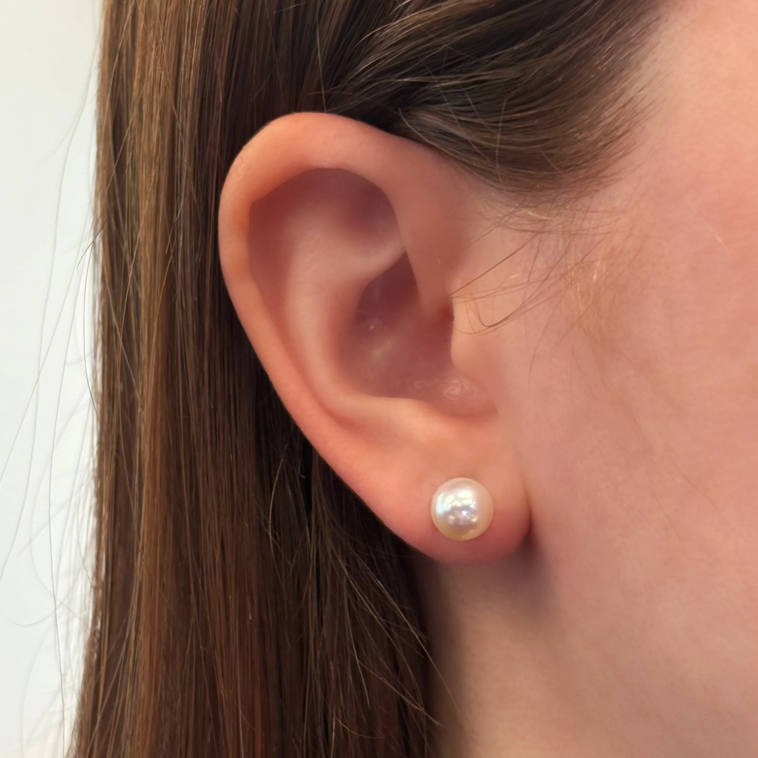 Audrey Freshwater Pearl Stud Earrings - Image 3