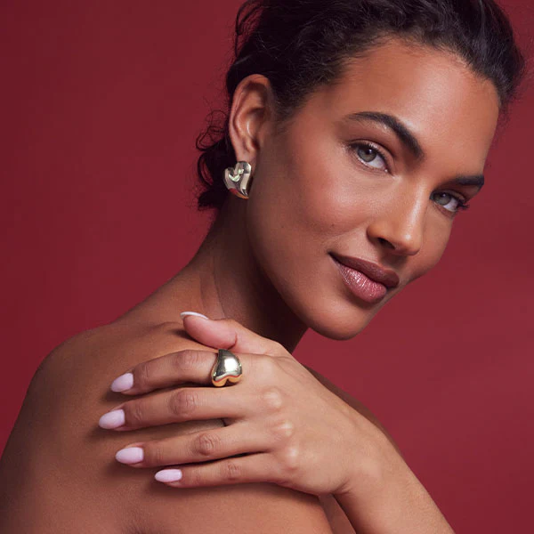 Madison Medium Heart Studs - Image 3